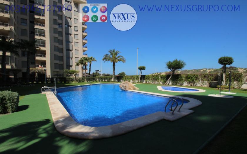 Vastgoedbedrijf Grupo Nexus presenteert een exclusieve duplex penthouse in de prestigieuze urbanisatie Puerto Marino in Nexus Grupo