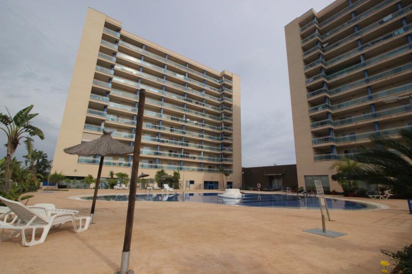 Grupo Nexus Real Estate presents an excellent opportunity: we are selling a spectacular apartment on the tenth floor of an attractive tourist apartment complex. in Nexus Grupo