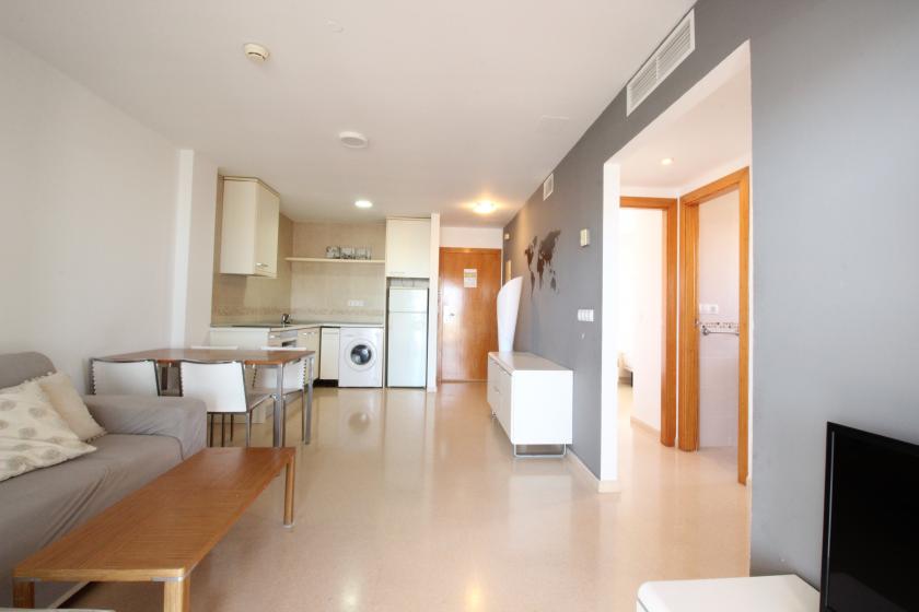 Grupo Nexus Real Estate presents an excellent opportunity: we are selling a spectacular apartment on the tenth floor of an attractive tourist apartment complex. in Nexus Grupo