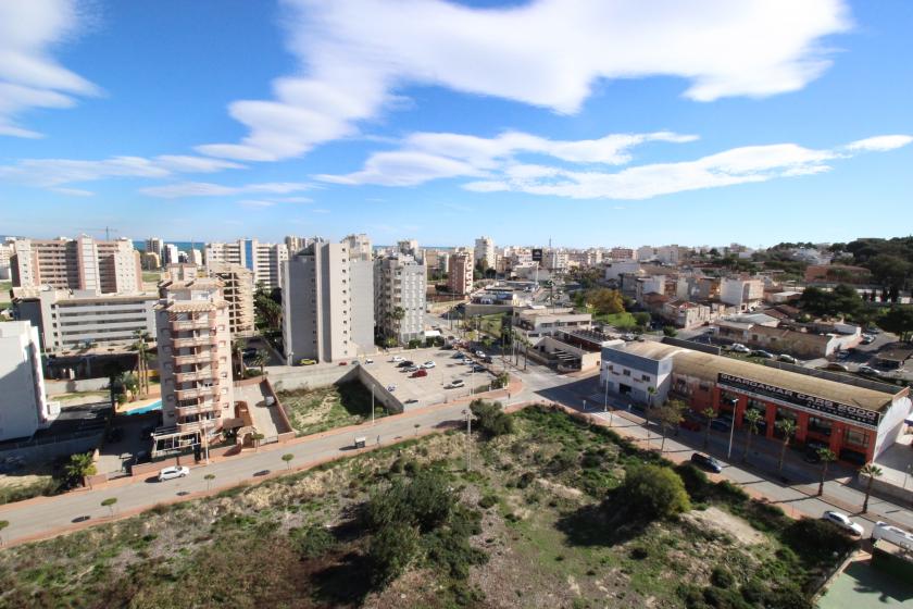 Grupo Nexus Real Estate presents an excellent opportunity: we are selling a spectacular apartment on the tenth floor of an attractive tourist apartment complex. in Nexus Grupo