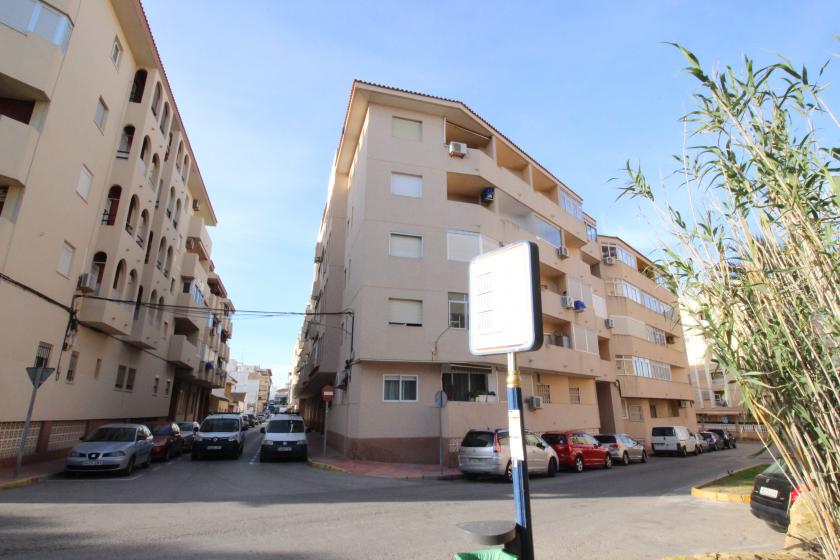  Vastgoedbedrijf Grupo Nexus verkoopt een appartement aan Dunasstraat in Guardamar del Segura. in Nexus Grupo