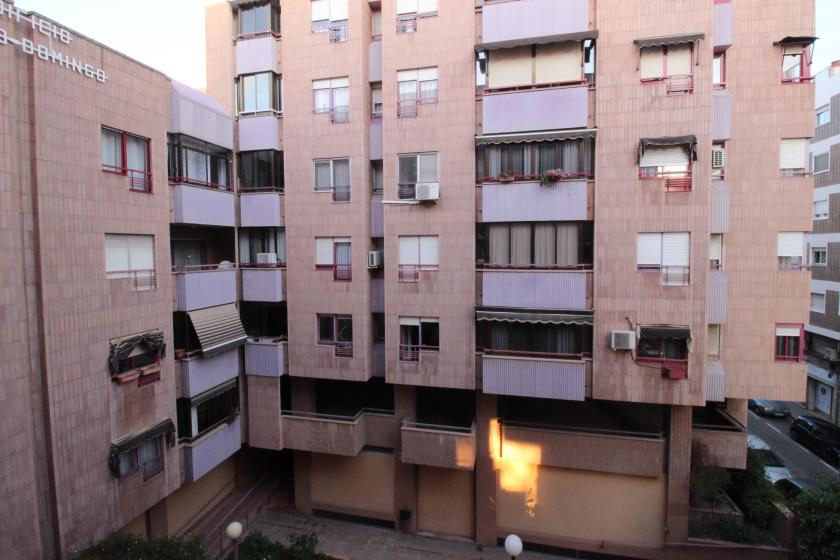 Disfruta de un Amplio Apartamento en Calle Pardo Gimeno, Alicante - Alquiler Exclusivo de Inmobiliaria Grupo Nexus in Nexus Grupo