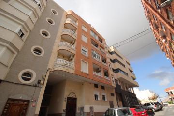 NEXUS GROUP REAL ESTATE SELLS APARTMENT ON LAS VIÑAS STREET in Nexus Grupo