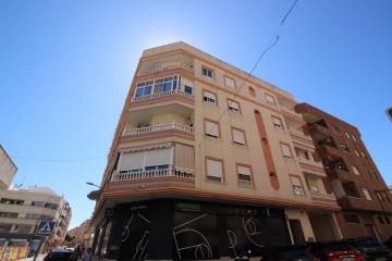 REAL ESTATE GROUP NEXUS, RENT AN APARTMENT FOR THE WHOLE YEAR ON LAS VIÑAS STREET in Nexus Grupo